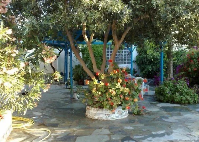 Apanemia Apartment Kini