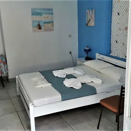 アパート Apanemia Kini